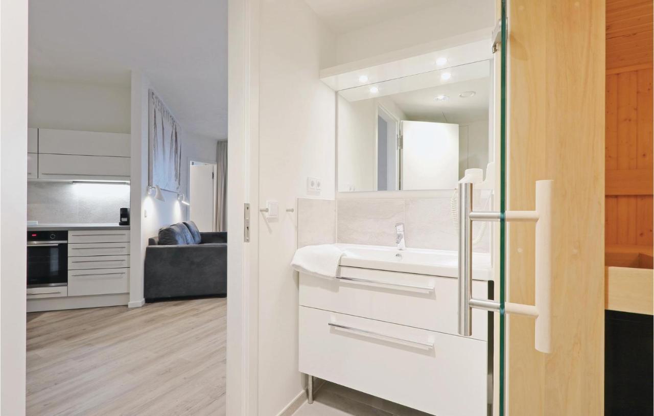 Cozy Apartment In Luebeck Travemuende With Sauna Экстерьер фото