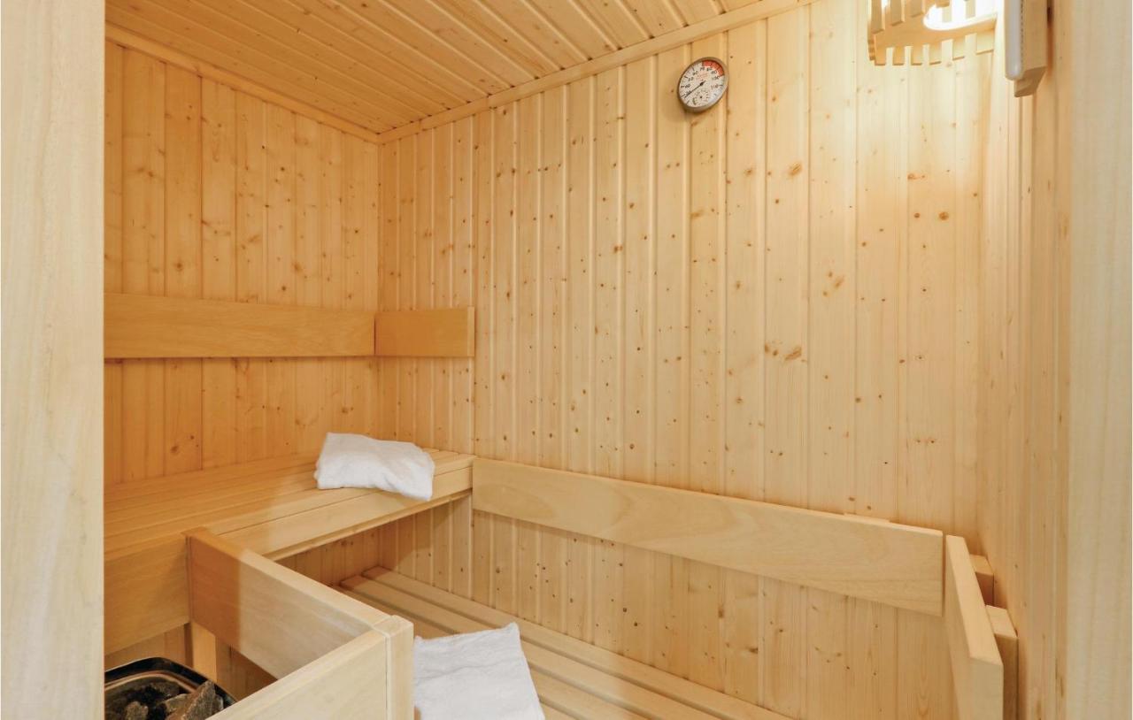 Cozy Apartment In Luebeck Travemuende With Sauna Экстерьер фото